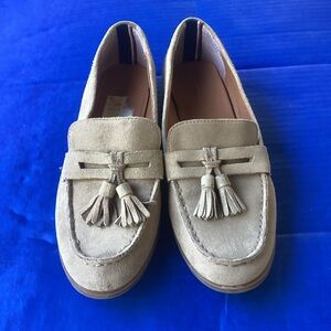 Tommy Hilfiger Tan Suede Loafers, size 9